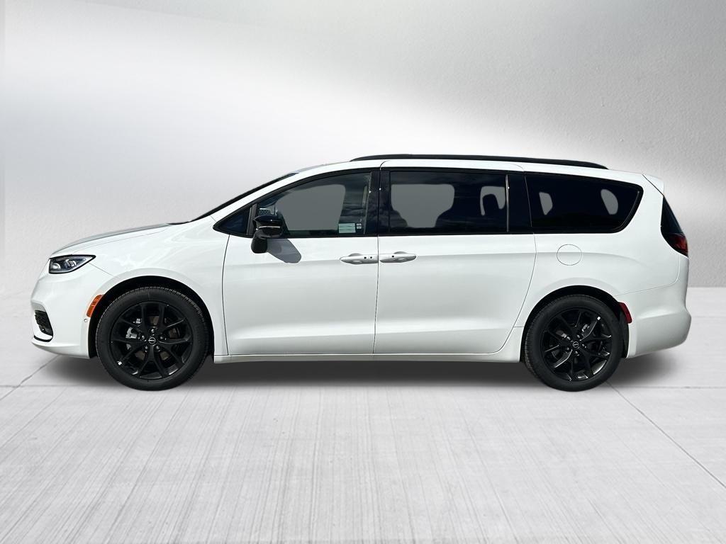 new 2026 Chrysler Pacifica car