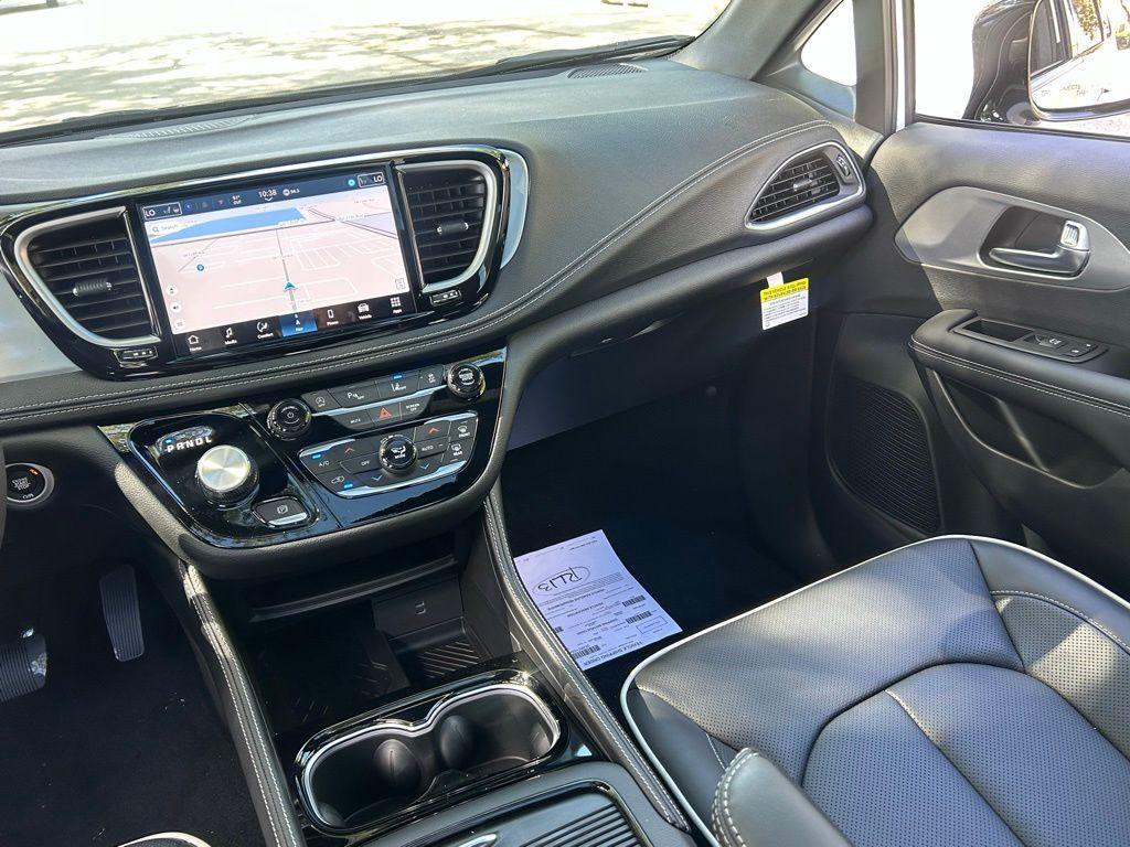 new 2026 Chrysler Pacifica car