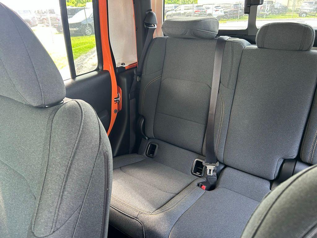 new 2025 Jeep Gladiator car, priced at $46,750