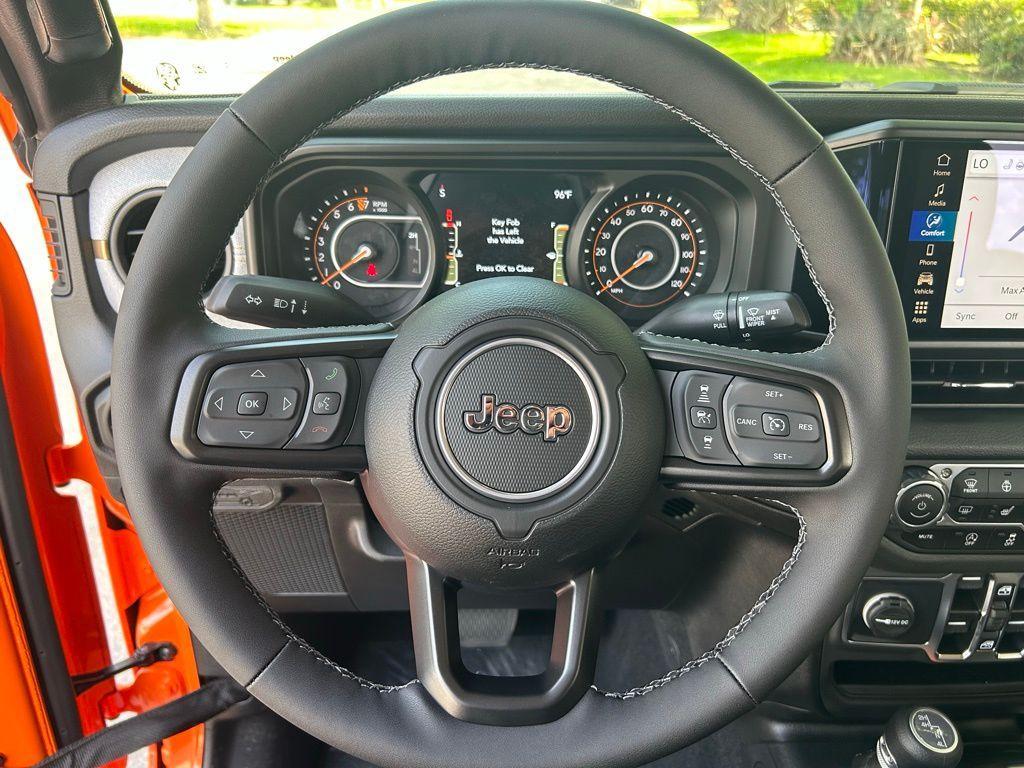 new 2025 Jeep Gladiator car, priced at $46,750