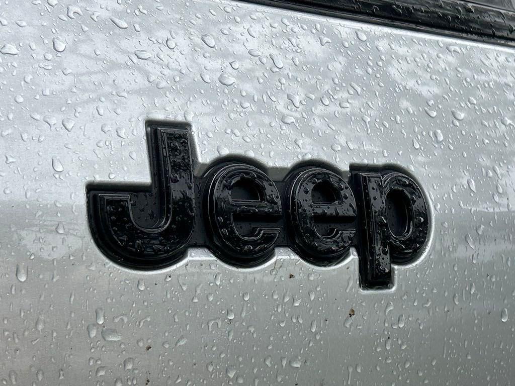 new 2024 Jeep Grand Cherokee L car, priced at $39,050