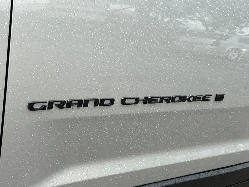 new 2024 Jeep Grand Cherokee L car, priced at $39,050