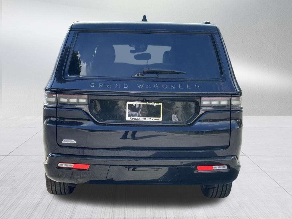 new 2025 Jeep Grand Wagoneer L car, priced at $97,013