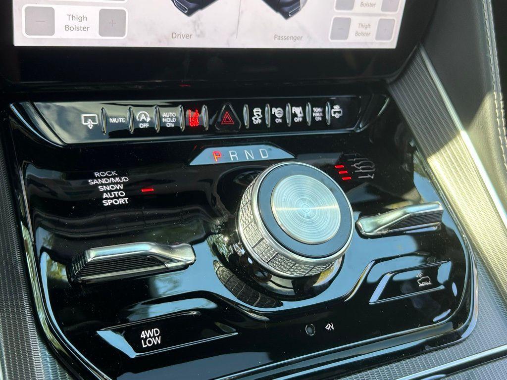 new 2025 Jeep Grand Wagoneer L car, priced at $97,013