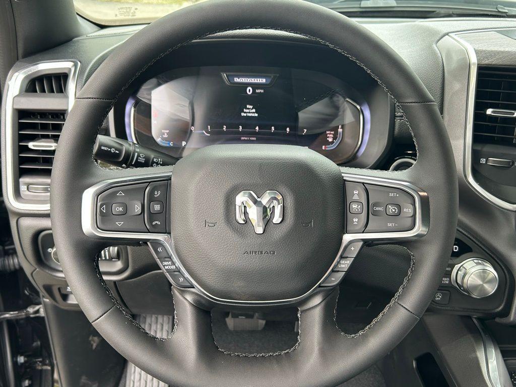 new 2025 Ram 1500 car, priced at $60,313