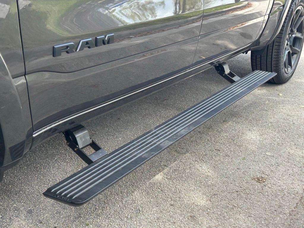 new 2025 Ram 1500 car, priced at $60,361