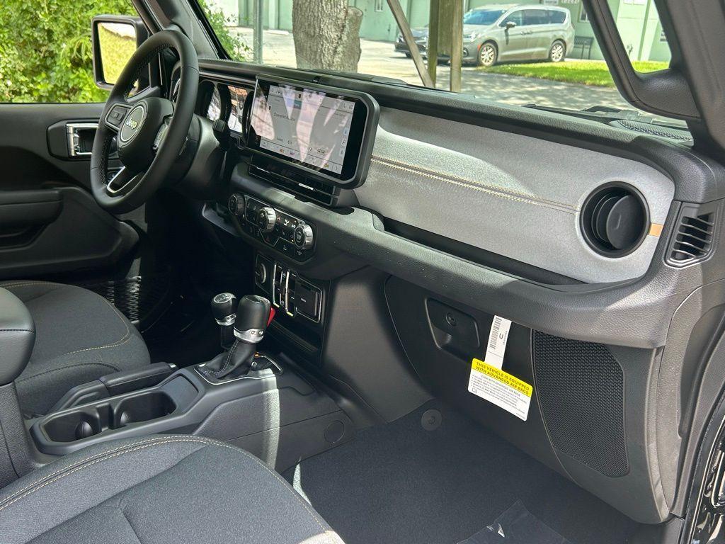 new 2025 Jeep Gladiator car, priced at $44,908