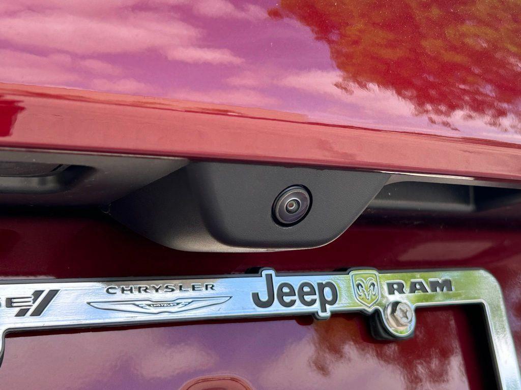 new 2025 Jeep Grand Cherokee car, priced at $42,862