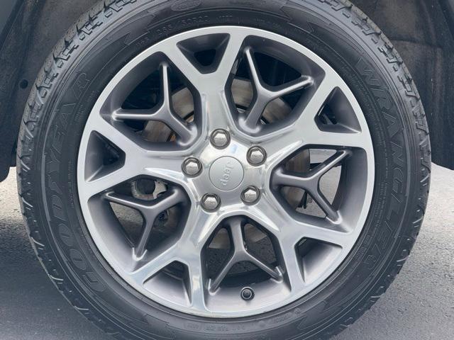 used 2022 Jeep Grand Cherokee WK car, priced at $25,999
