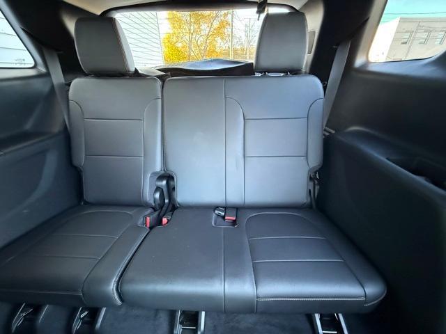 used 2021 Chevrolet Traverse car, priced at $33,999