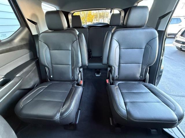 used 2021 Chevrolet Traverse car, priced at $33,999