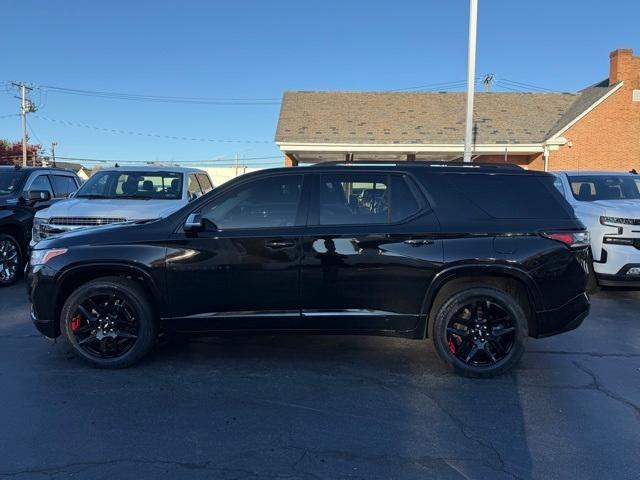 used 2021 Chevrolet Traverse car, priced at $33,999