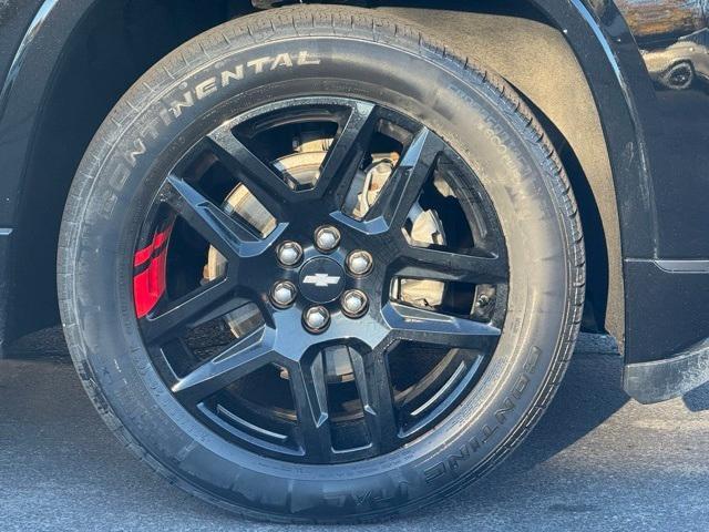 used 2021 Chevrolet Traverse car, priced at $33,999