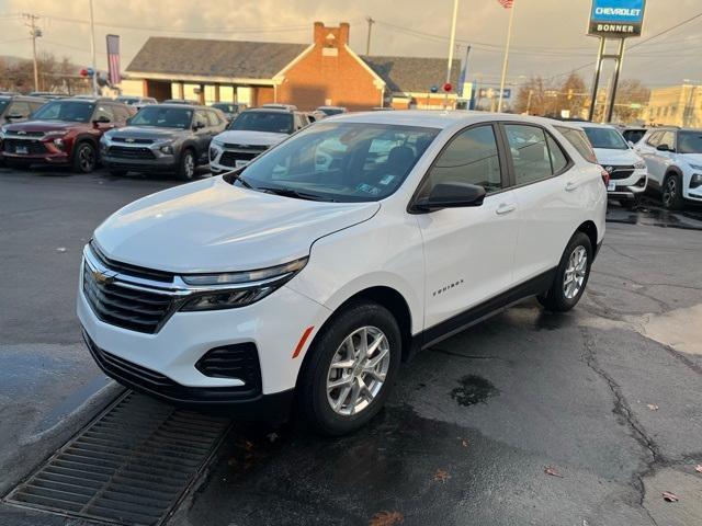 used 2022 Chevrolet Equinox car, priced at $21,999