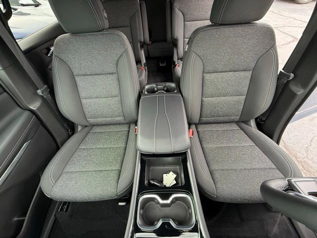 used 2025 Chevrolet Traverse car, priced at $40,999