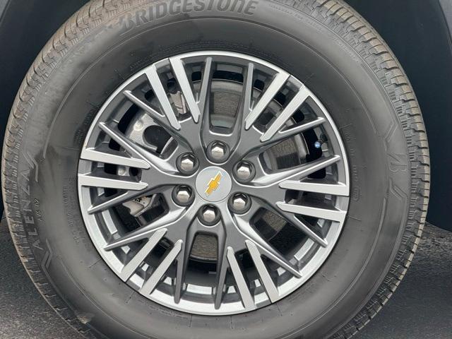 used 2025 Chevrolet Traverse car, priced at $40,999