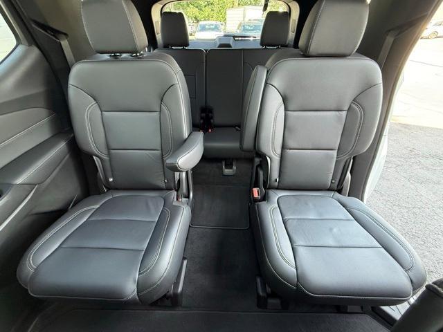 used 2022 Chevrolet Traverse car, priced at $32,999