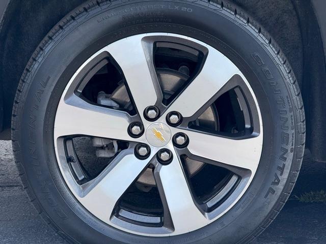 used 2022 Chevrolet Traverse car, priced at $32,999