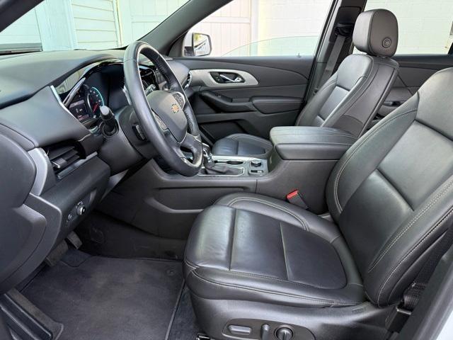 used 2022 Chevrolet Traverse car, priced at $32,999