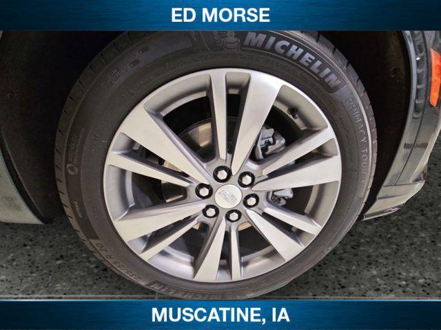 used 2025 Cadillac XT6 car, priced at $42,490