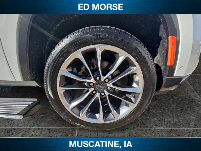 used 2022 Jeep Wagoneer car, priced at $33,990