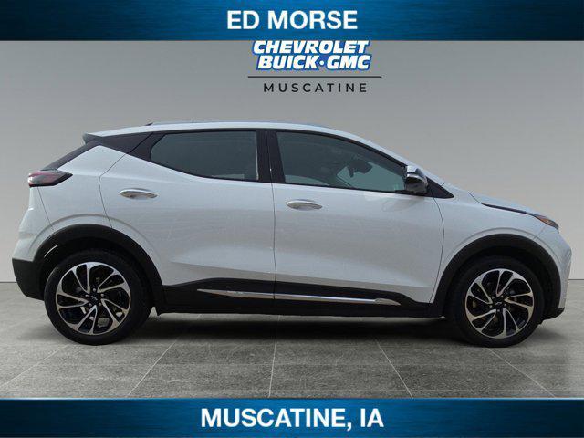 used 2022 Chevrolet Bolt EUV car, priced at $23,990