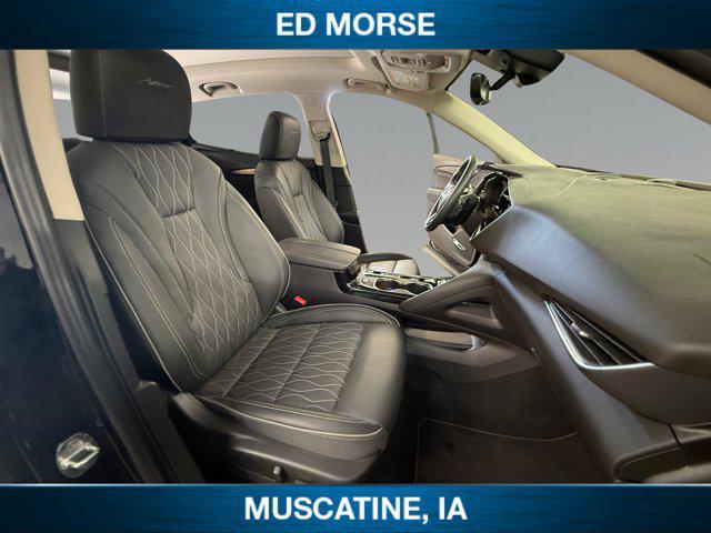 used 2023 Buick Envision car, priced at $33,990
