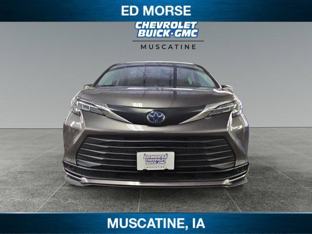 used 2022 Toyota Sienna car, priced at $29,279