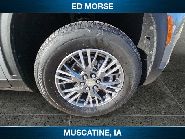 used 2025 Chevrolet Traverse car, priced at $38,990