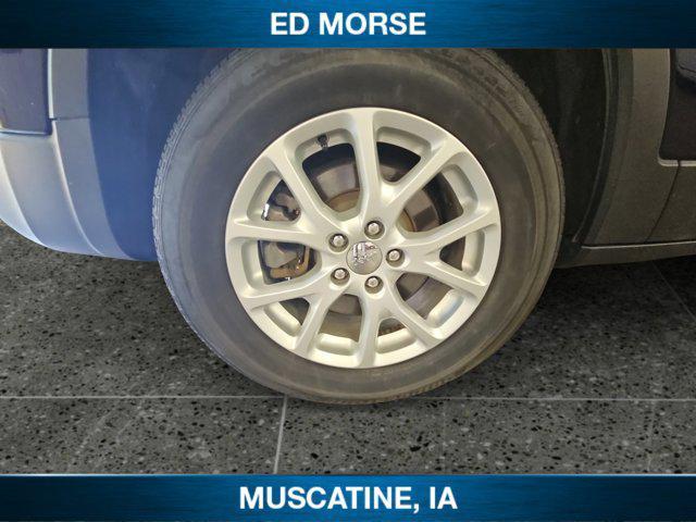 used 2014 Jeep Cherokee car, priced at $12,990