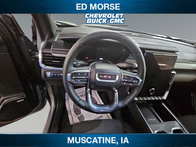 used 2025 GMC Acadia car, priced at $38,990