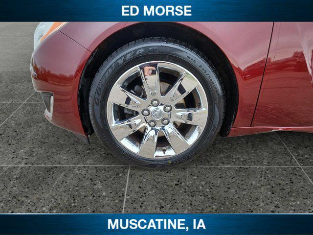 used 2017 Buick Regal car, priced at $10,990