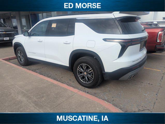 used 2025 Chevrolet Traverse car, priced at $37,990