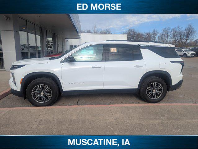 used 2025 Chevrolet Traverse car, priced at $37,990