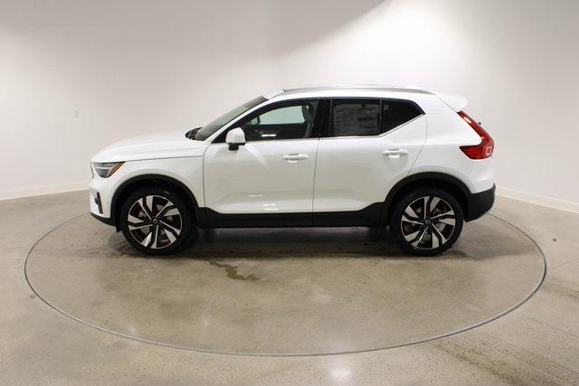 new 2025 Volvo XC40 car, priced at $51,550