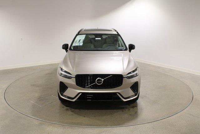 new 2025 Volvo XC60 car, priced at $55,335