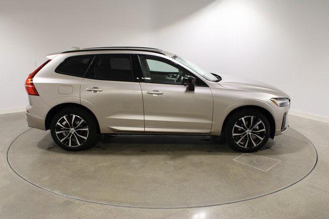 new 2025 Volvo XC60 car, priced at $55,335