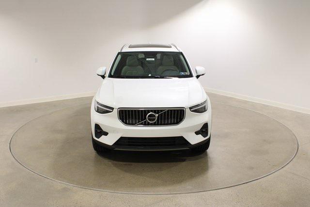 new 2025 Volvo XC40 car, priced at $49,790