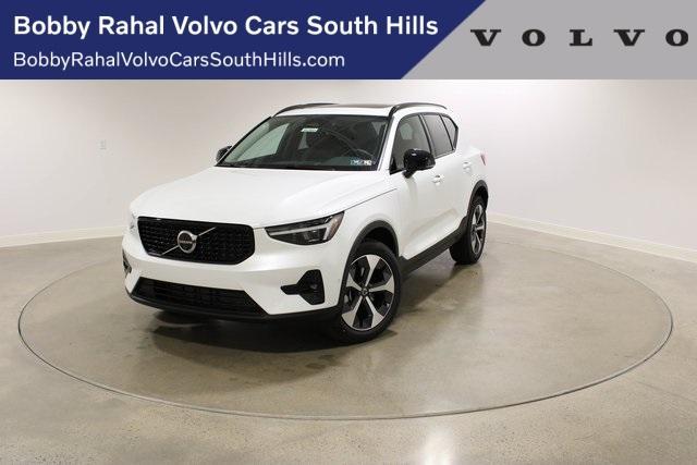 new 2025 Volvo XC40 car, priced at $48,315