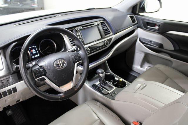 used 2019 Toyota Highlander car, priced at $25,979