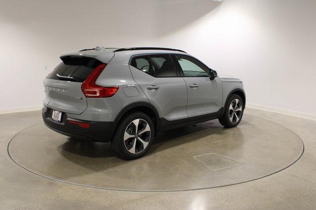 new 2025 Volvo XC40 car, priced at $48,315