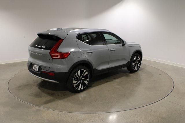 new 2025 Volvo XC40 car, priced at $51,550