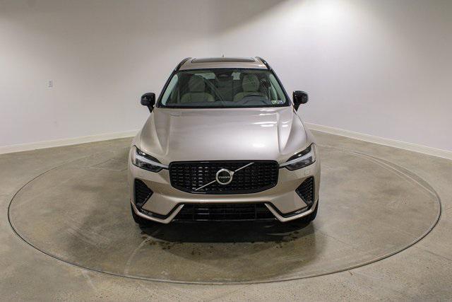 new 2025 Volvo XC60 car, priced at $55,335