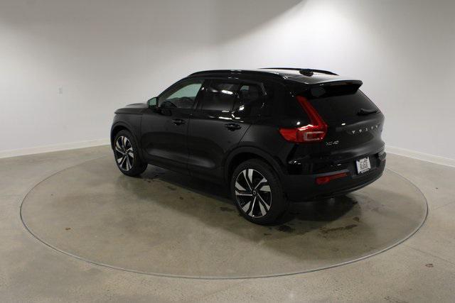 new 2025 Volvo XC40 car, priced at $51,550