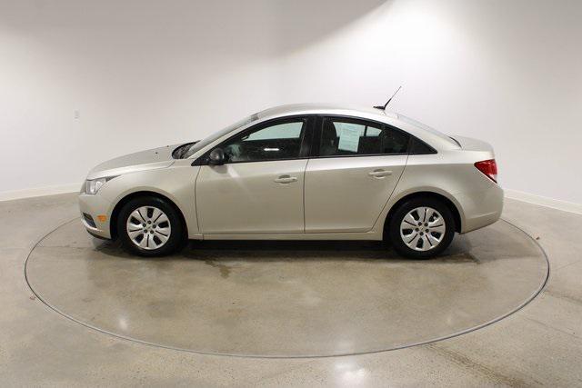 used 2014 Chevrolet Cruze car, priced at $8,499