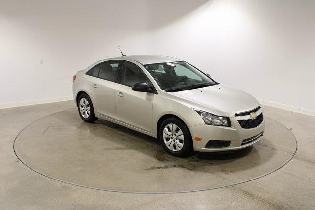 used 2014 Chevrolet Cruze car, priced at $8,499