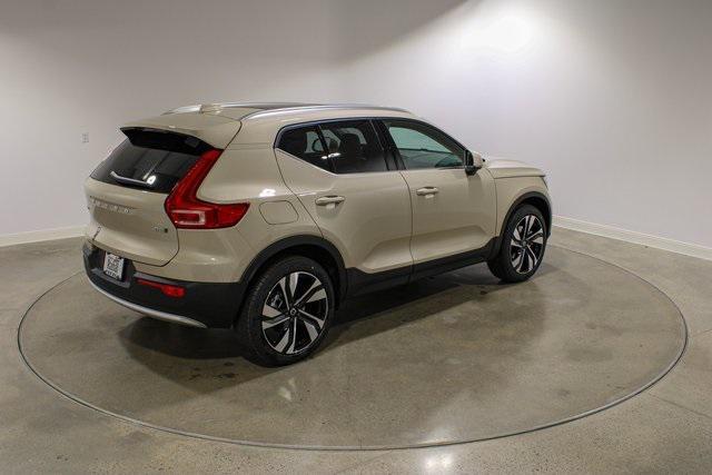 new 2025 Volvo XC40 car, priced at $51,145