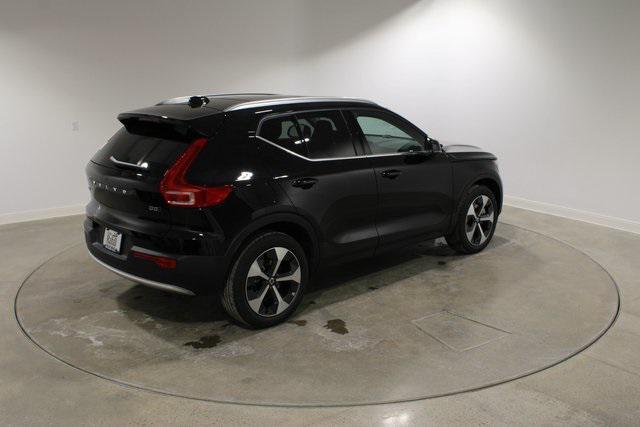 new 2025 Volvo XC40 car, priced at $46,015