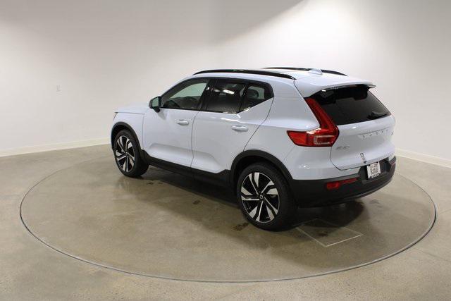 new 2025 Volvo XC40 car, priced at $51,040