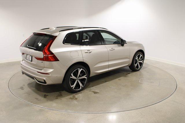 new 2025 Volvo XC60 car, priced at $60,250